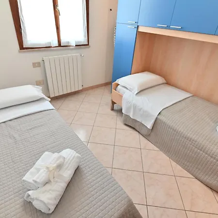 Izzhome Orange Tree * Pula