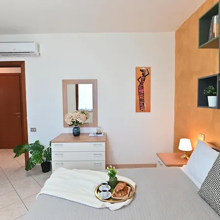 Izzhome Orange Tree Pula